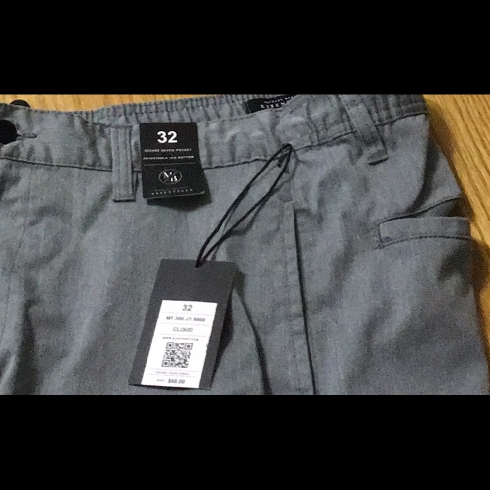 NWT Michael Brandon Essentials men pants size 32 Secure pocket.Adjustable leg